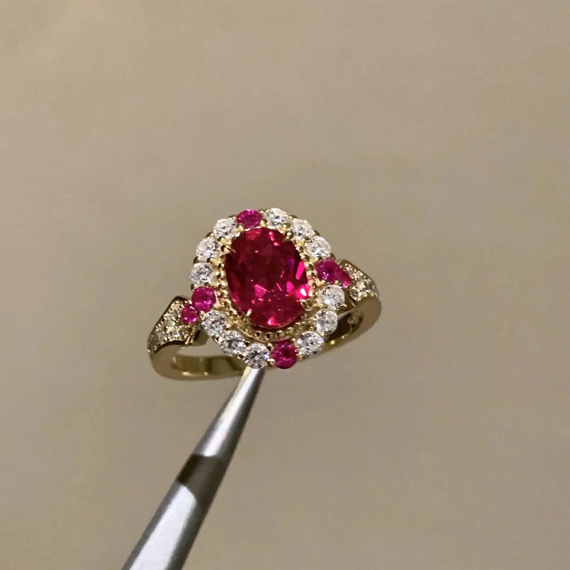 Women's High-End Maroon Cute Costume Ring - Metal-Coated Pigeon Egg Red Corundum, Sapphire Rings, Female Jewelry for Valentine's Day, High-End Events, Birthstone Gift, Valentines Day, Metal Coating, Luxury, Plain, Birthstone Rings