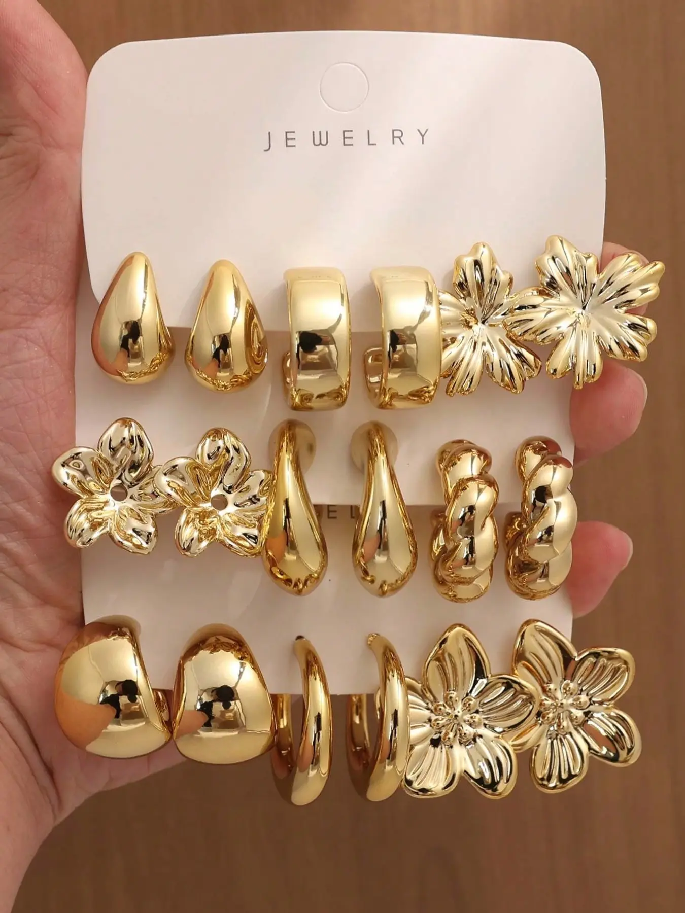 18pcs Fashionable Floral & Geometric Multi-Element Gold Metal Earring Set, Women's Stylish Casual Earrings Set, Summer Dainty Jewelry, Suitable For Daily Wear (Lightweight CCB Material, Non-Fading)