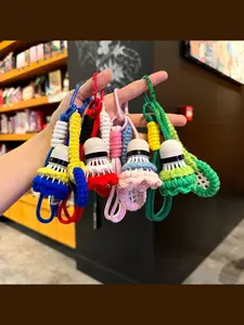 ns's popular MIU series sports-themed keychains for badminton come in a variety of high-end and high-quality pendants. They are simple, light and luxurious, with a high level of appearance. They are suitable for daily wear by students and couples, as well