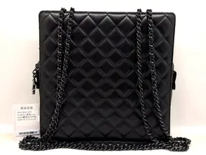 Pre-owned CHANEL So Black Lambskin Chain Bag Diamond Quilting Design, Rectangle Shape, Shoulder & Tote Bag