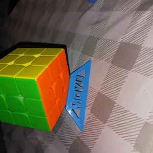 review image 0