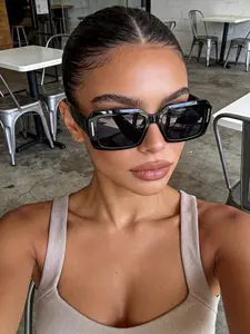 Women's Square Geometric Sunglasses, Casual Versatile Design, Elegant and Stylish, Perfect for Daily Outdoors Use, Trendy Shades