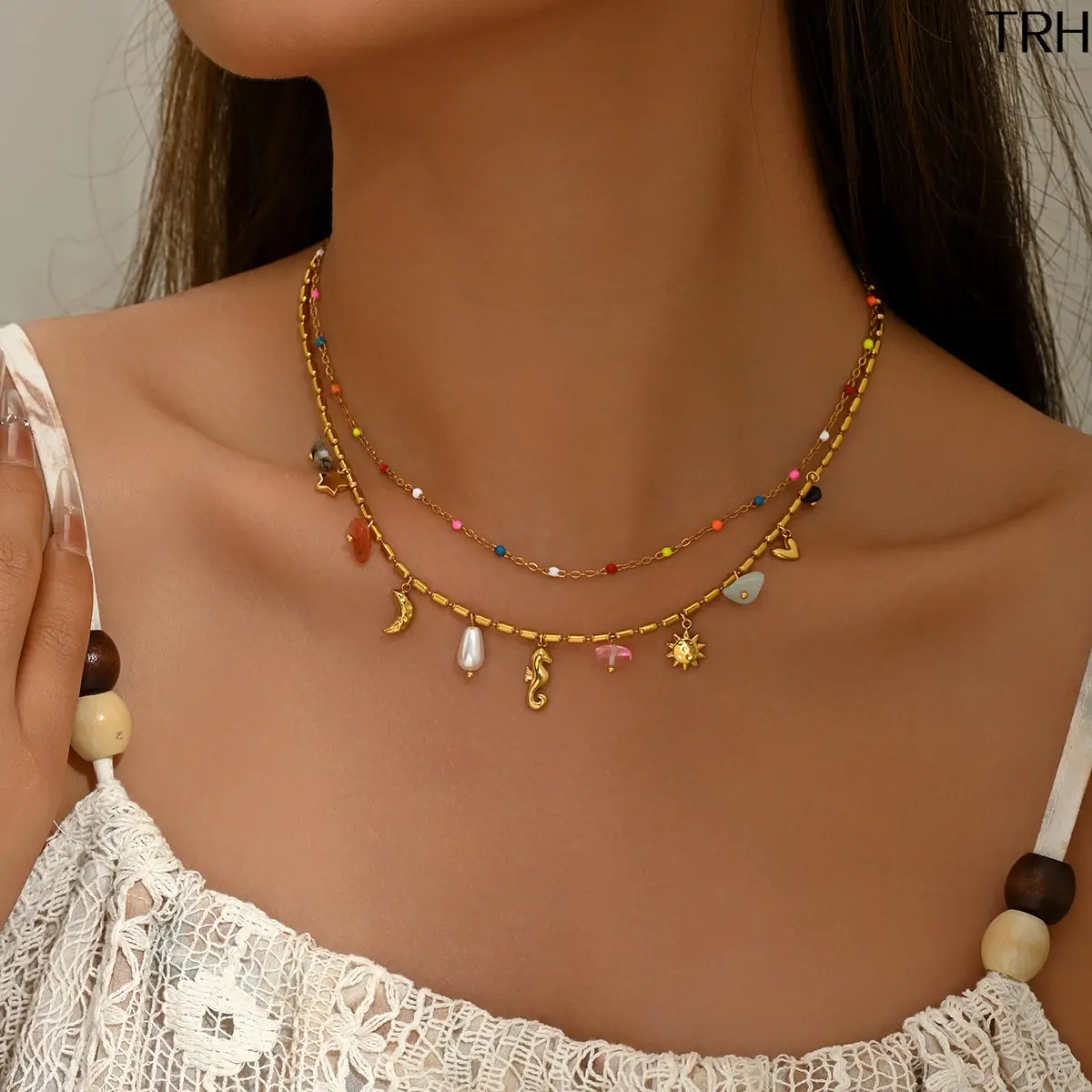 Boho Layered Charm Necklace for Women, Colorful Beaded Chain with Seahorse Moon Sun Star Pendants, Dainty Pearl Natural Stone Choker, Waterproof Vacation Beach Jewelry, Trendy Stackable Accessory for Daily Party