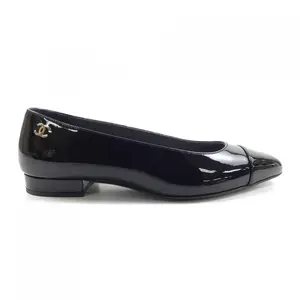 Pre-owned CHANEL Patent Leather Small Leather Goods Patent Calfskin Flats