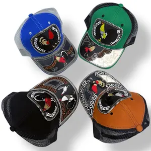 Gorra de Gallos Vaquera Charra Cachucha artesanal con malla ajustable Vaquero Rooster Trucker Hat Western Style