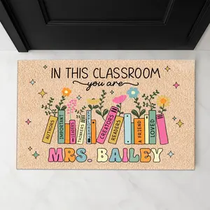 Personalized Teacher Classroom Doormat, Custom Name Welcome Mat for Teachers, Retro Library Themed Rug, Classroom Decor and Reading Room Sign, Perfect Appreciation Gift for Teachers, Back to School Present, Durable Non-Slip Floor Mat for School Entryway