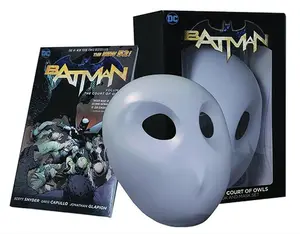 Batman: The Court of Owls Mask and Book Set -- Scott Snyder - Hardcover