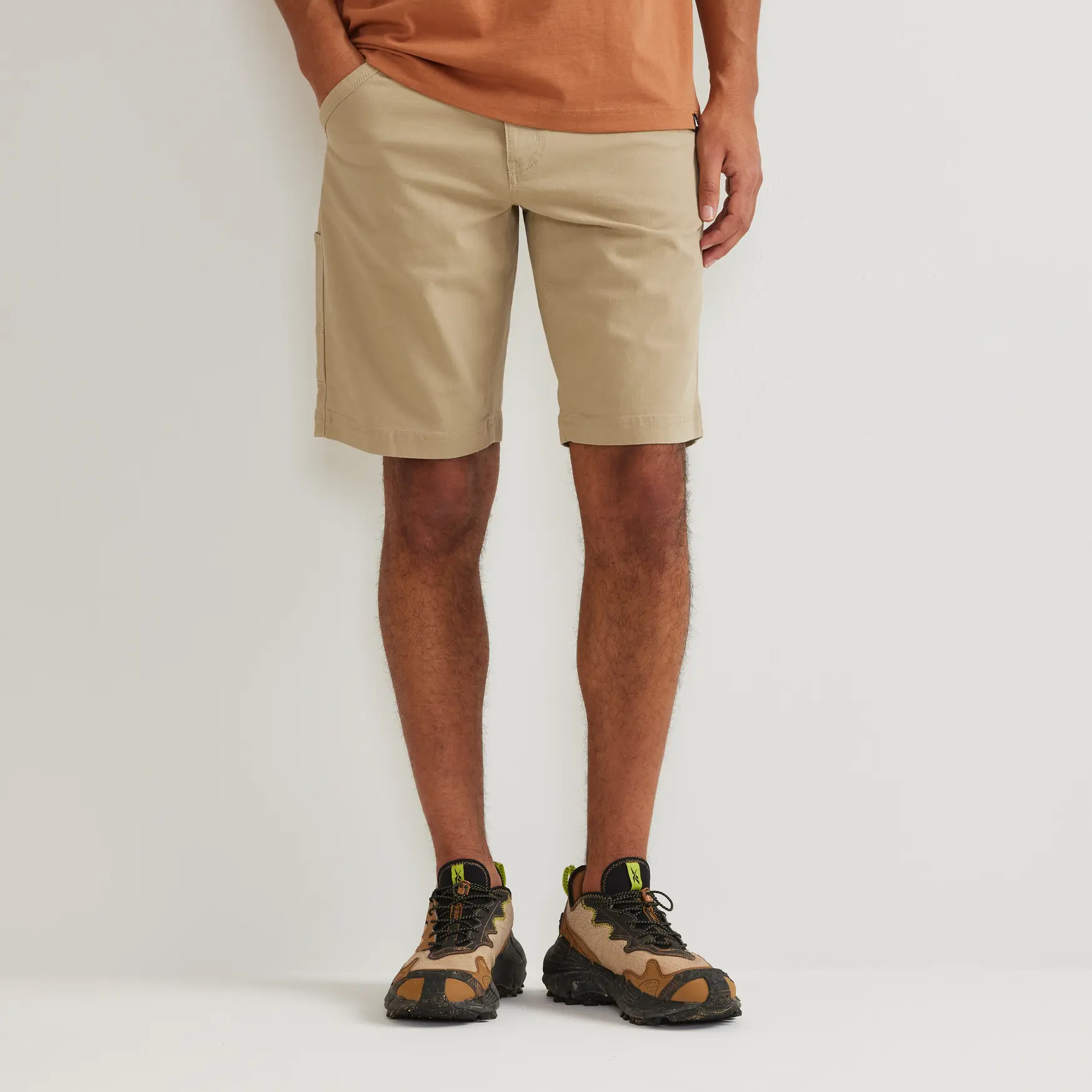 Eddie Bauer Men’s Mountain Flex 2.0 Canvas Shorts Two-Way Stretch Soft Feel Chest Pocket