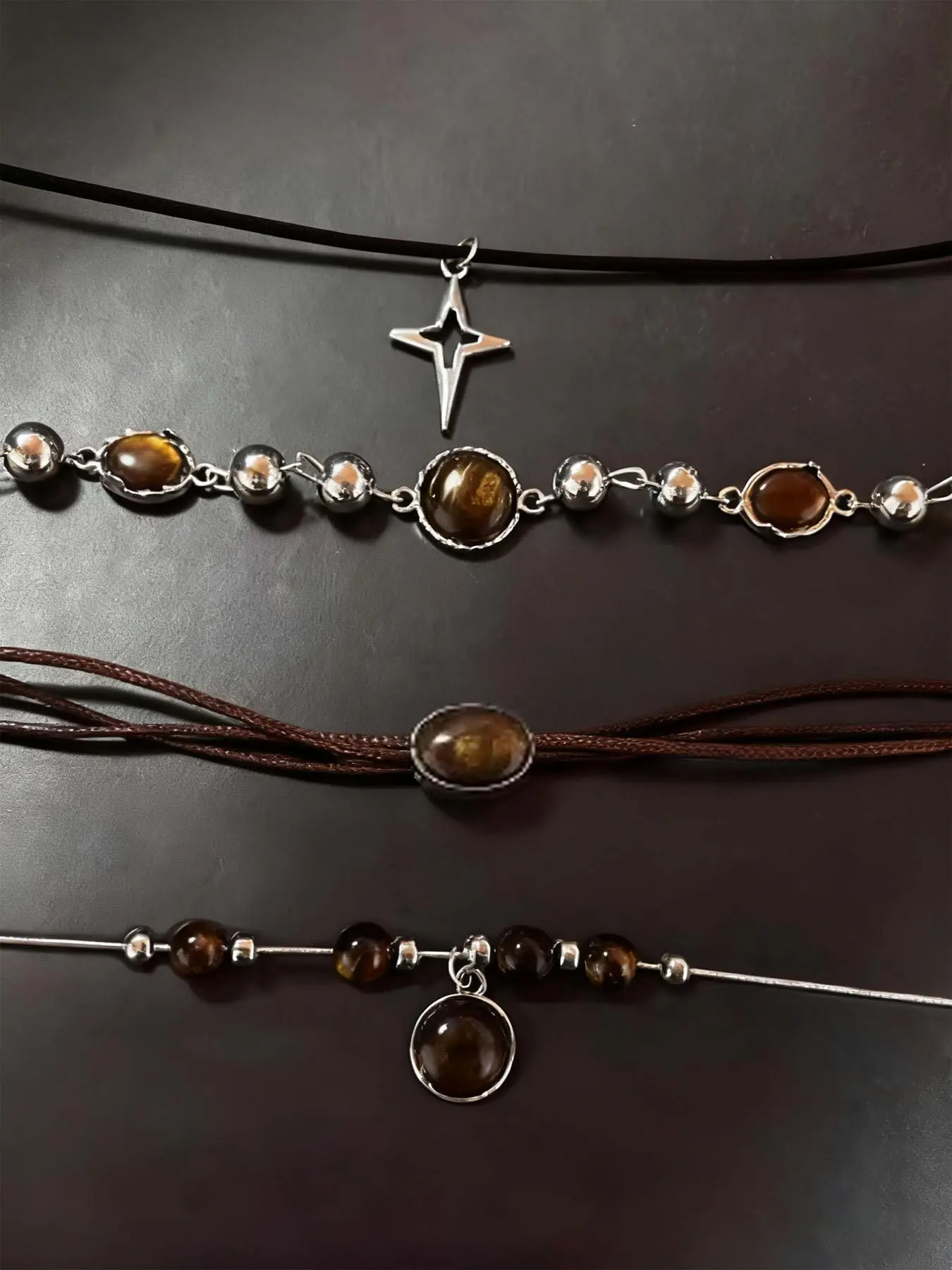 4-Piece Retro Malachite Tiger Eye Pendant Design Necklace Set, Unisex Simple Elegant Jewelry for Daily Wear, Commute & Party, Stylish Accessory Collection
