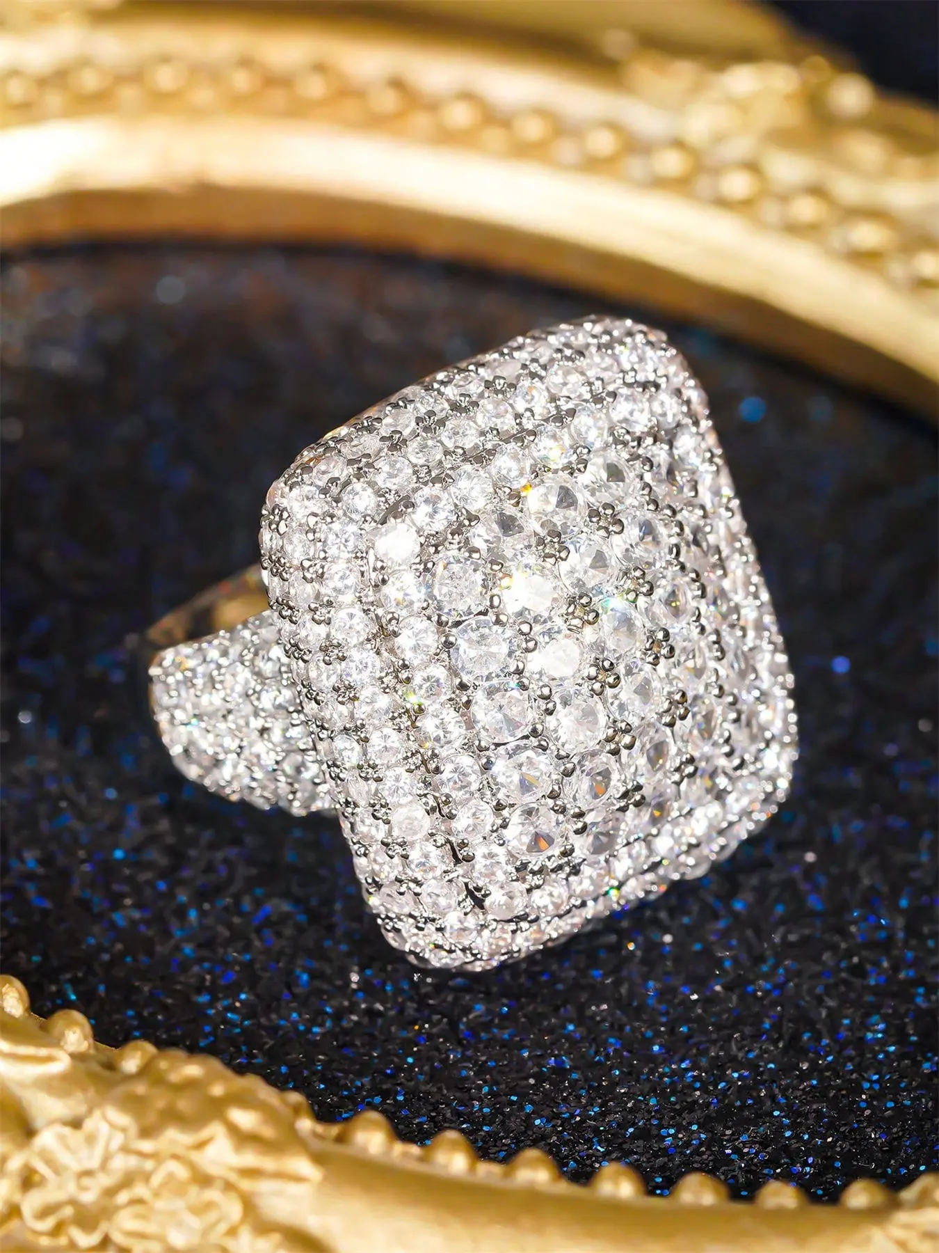 1 PC Fashion Cubic Zirconia Ring Statement Rings For Women For Wedding Engagement Anniversary Party Jewelry Valentine's Day Gift Engagement Rings