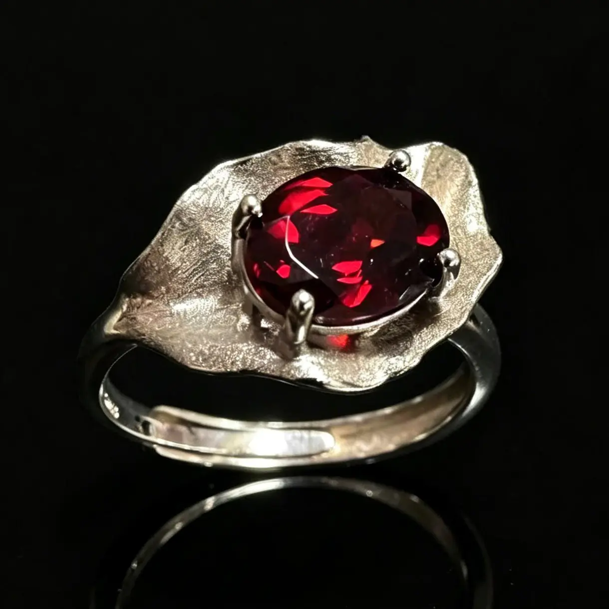 Whimsical 925 Silver Adjustable Open Band Ring with 9×7mm Oval Cut Natural Garnet Leaf Crystal, Boho Jewelry for Adults