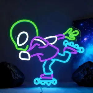 1pcs Alien Skateboard Neon Light, LED Wall-Mounted Home Decor Lamp, USB Powered Neon Sign Suitable for Animation Studios, Game Rooms, Clubs, Bedrooms, Mancaves, Gifts for Man