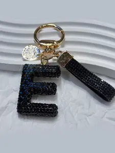 1pc Letter Keychain Black Lucky Rhinestone Letter Bling Key Ring Accessory for Men and Women, Elegant Black Charm Car Keychain, Backpack Exquisite Pendant, Ideal Gift Choice