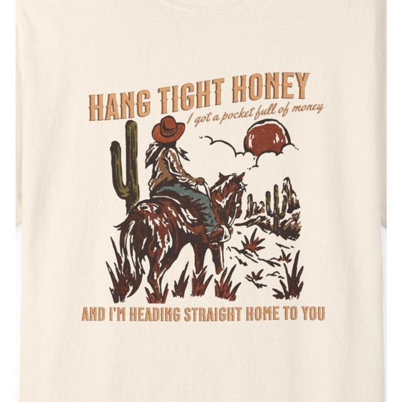 Lainey Wilson Concert Shirt | Hang Tight Honey T-Shirt | Nashville Shirt Rodeo | Oversized Western Shirt Gift for Her | Country