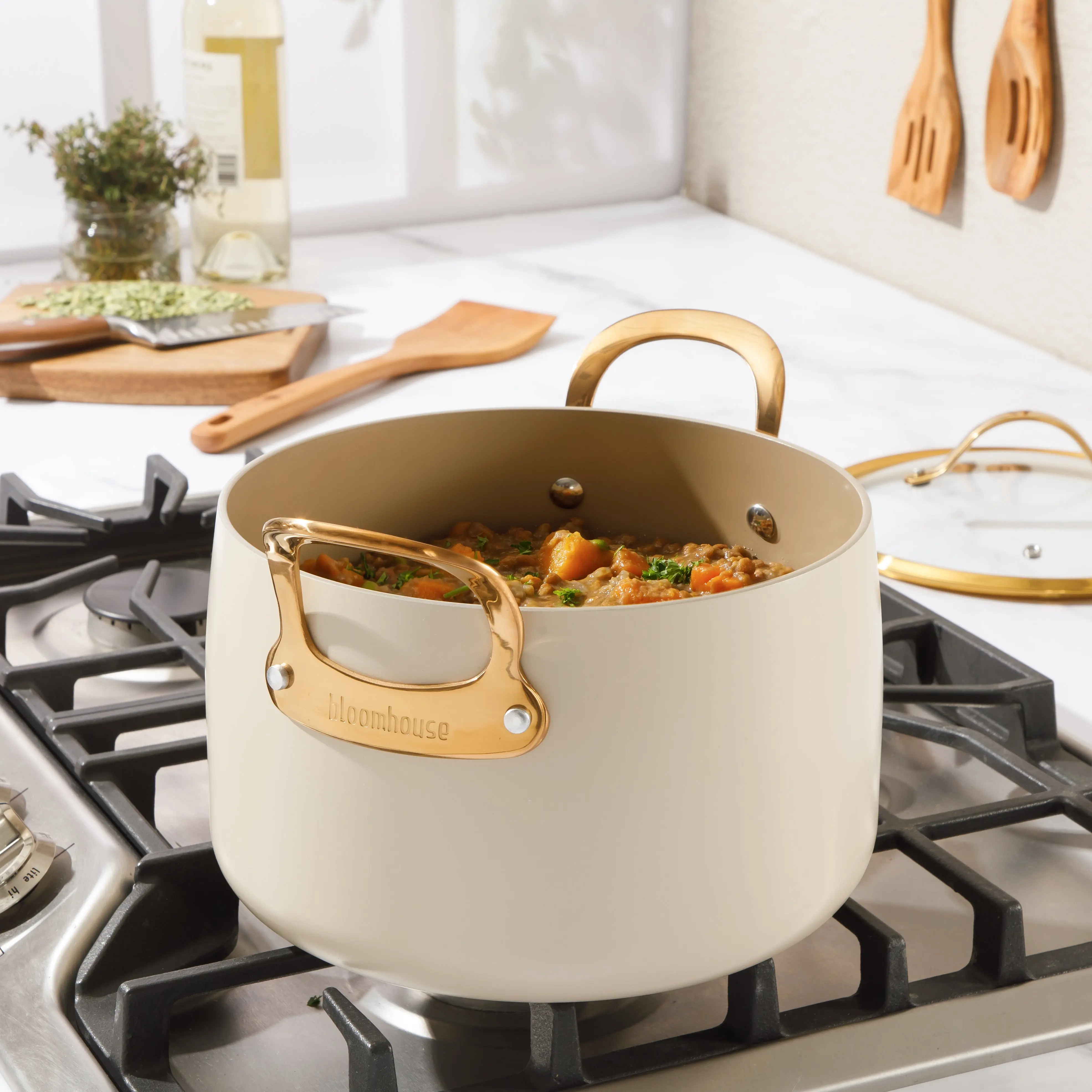 8 Quart Stock Pot with Lid - PFAS-Free Ceramic Nonstick Aluminum - Almond Cream with Gold Handles