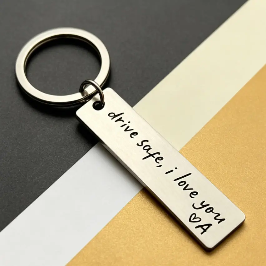 Engraved "Drive Safely, I Love You" Stainless Steel Keychain - Portable Key Chain for Car Keys - Anniversary Gift for Him, Birthday Gifts for BF - Ideal for 1-2 Special Occasions