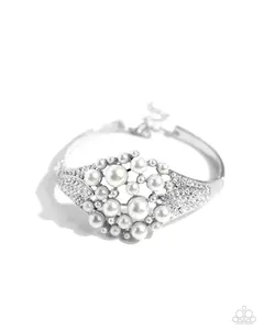 Royal Red Carpet - White Pearl Rhinestone Silver Bracelet - Paparazzi