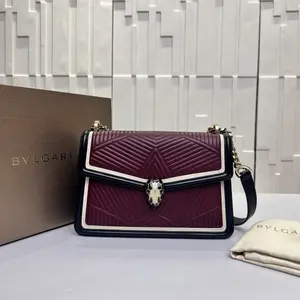 Pre-owned Bvlgari Leather Shoulder Bags 7.8'' R4599 Shoulder Bag C13349990537 0313 T1 Qiqi