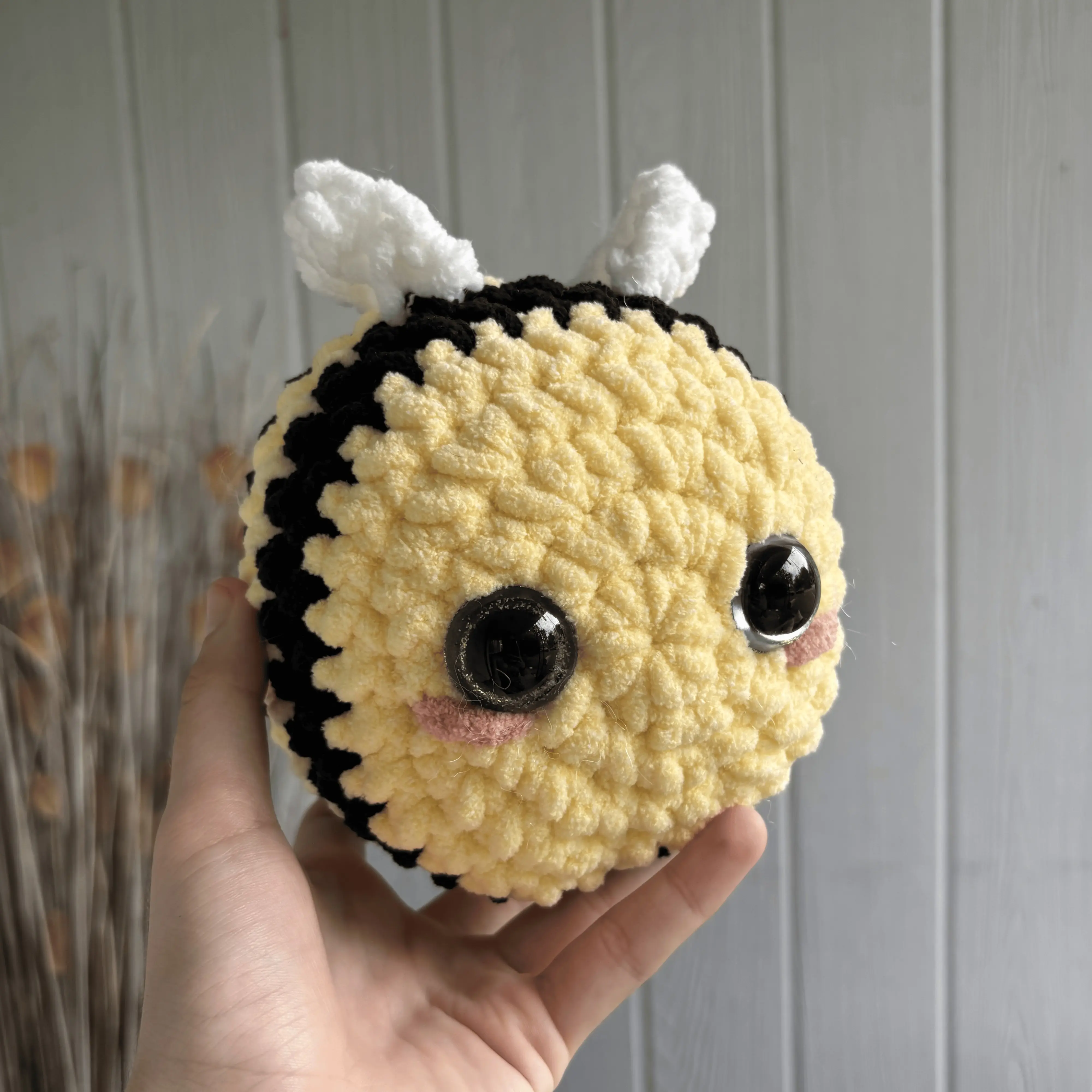 barrel bee crochet plush | handmade, soft & snuggly