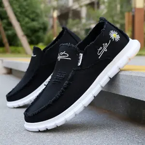 Pain-Free All-Day Fringed Daisy Embroidery Canvas Slip-On Loafers for Senior Women, Flexible Non-Slip Sole Casual Shoes for Grocery Runs & Gardening