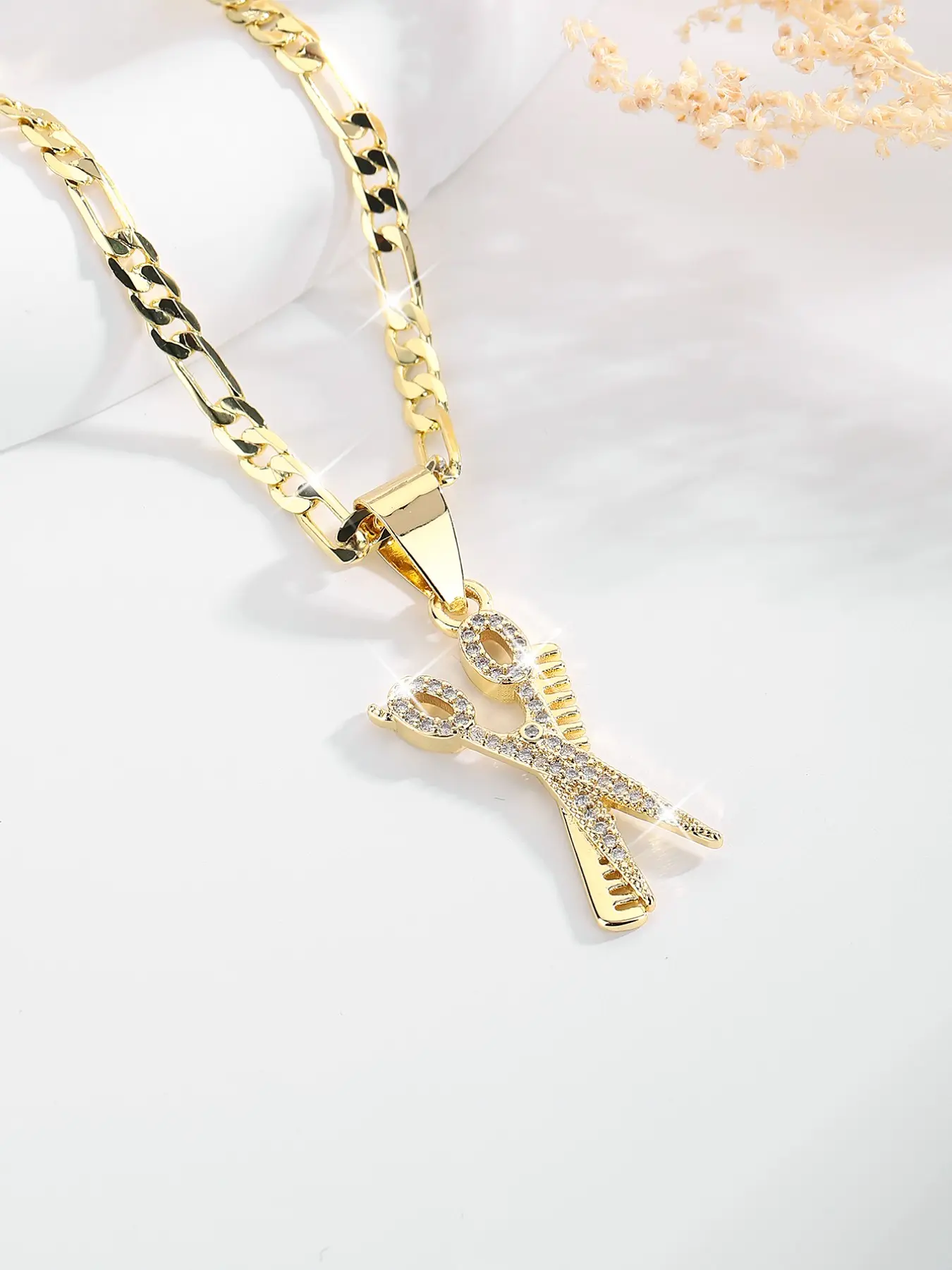 Fashionable Elegant Scissors Comb Charm Necklace, Trendy Charms Necklace, Gold Plated Copper Hairdresser Design Pendant Jewelry, Holiday Gift Blessing