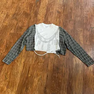 PIEM (no moissa) female  cropped flannel t shirt