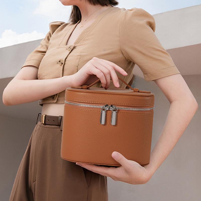 Honitty Makeup Organizer Bag with Removable Divider Travel Toiletry Cosmetic Case for Women Girls Portable Vanity Storage Box in PU Material