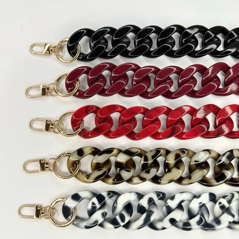 Chucky Gloss Chain for Purse - Stylish and Durable Handbag Accessory with Elegant Design