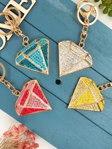 Rhinestone Decorated Triangle Shaped Keychain, Creative Geometric Design Keychain for Women & Men, Fashion Accessories for Daily Use