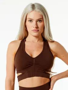 Trendy Ruched Seamless Sports Bra, Supportive Gym Top for Yoga & Pilates, Women's Active Wear, Comfortable and Stylish Workout Bra