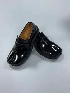 Y2K Tabi-Inspired Split-Toe , Glossy Black Platform , Versatile Slip-On Leather Shoes for Casual Outings & Business Occasions Flat men classic penny loafers