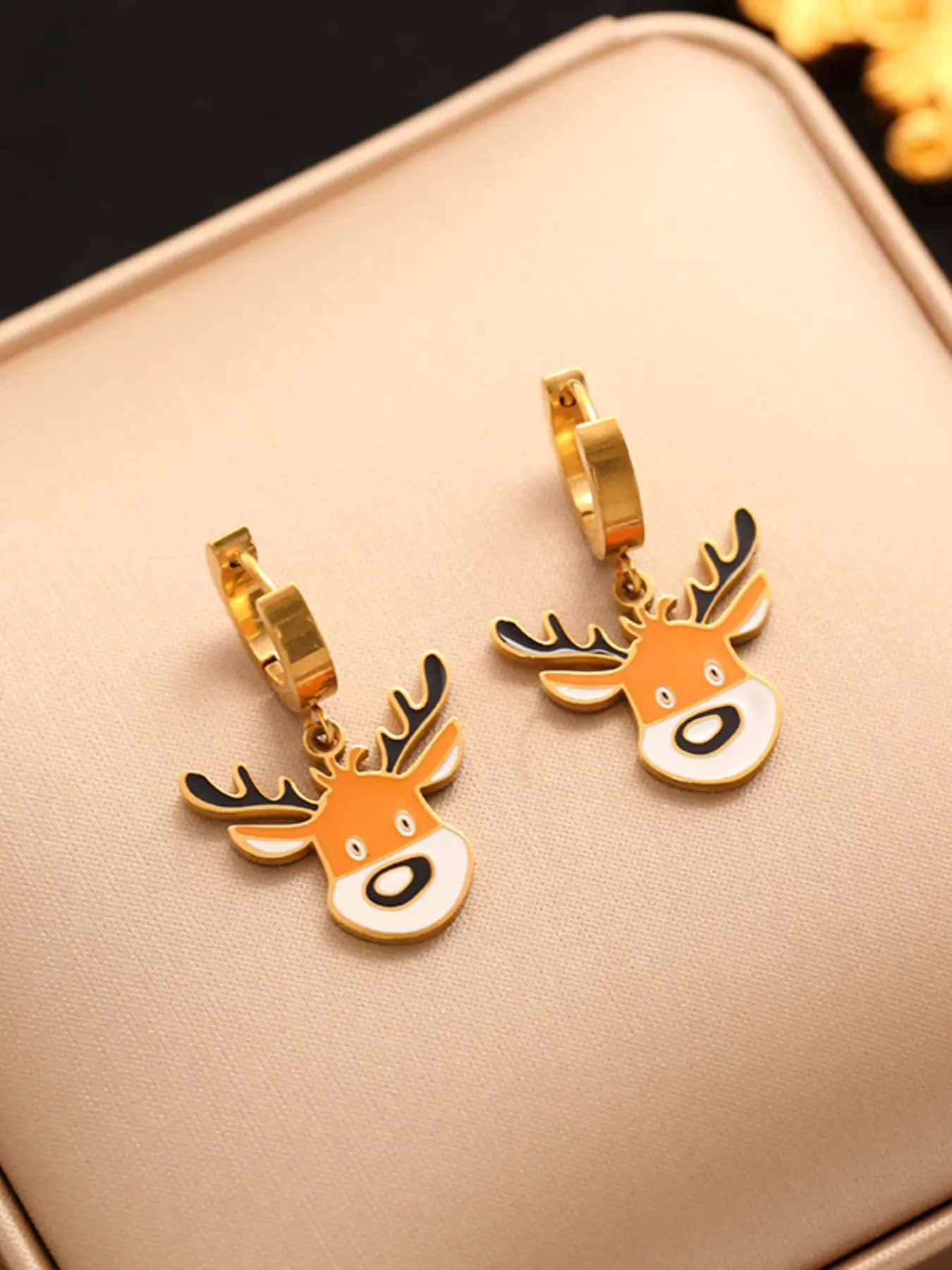 1Pair New Stainless Steel Christmas Reindeer Dangle Earrings For Women Fashion Ear Buckle Waterproof Jewelry Holiday Gift