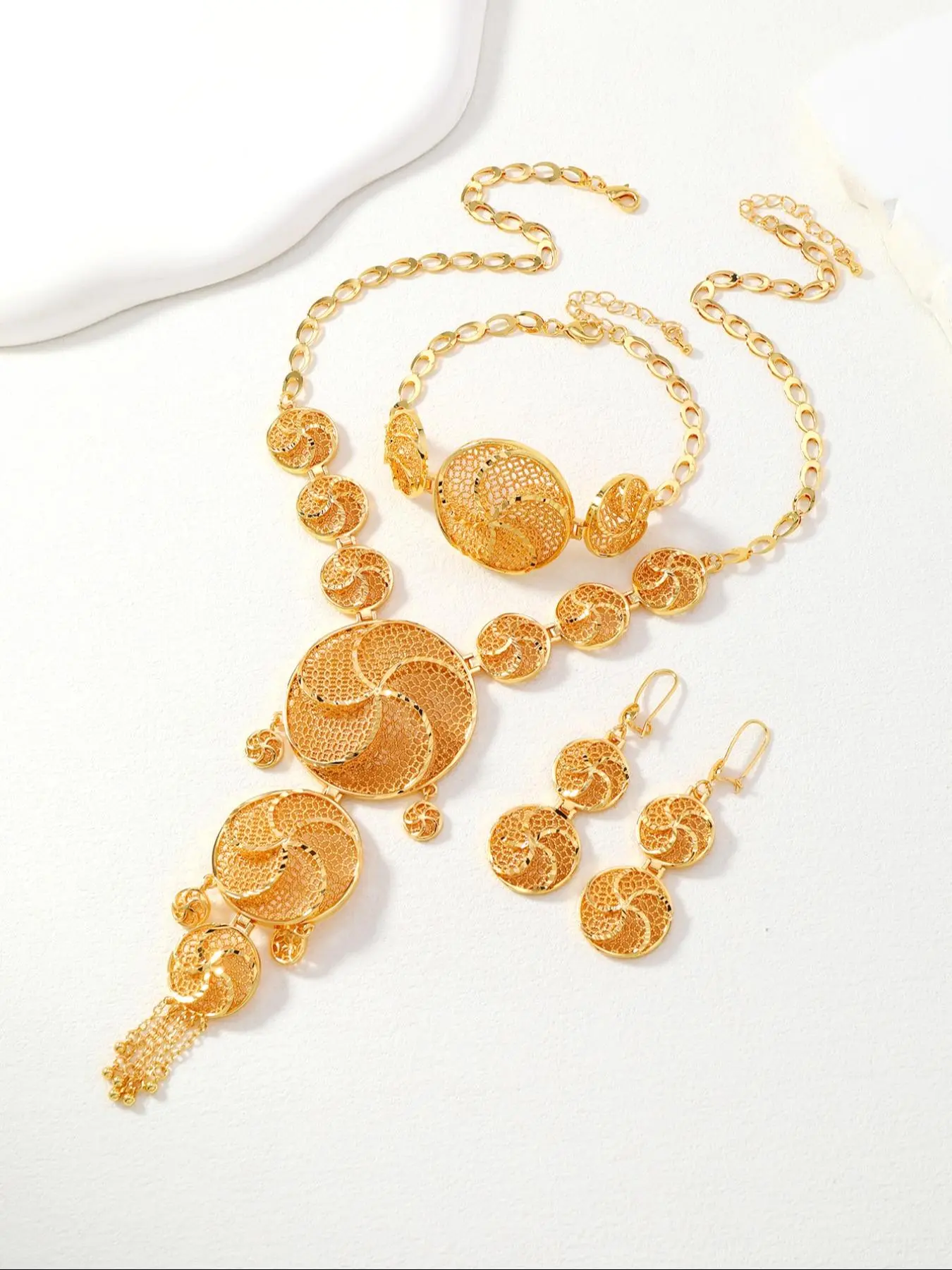 Women's Hollow Out Moon Design Jewelry Set, necklaces earrings set, Necklace and bracelet set, Maximalist Jewelry, Pendant Necklace & Dangle Earrings & Bracelet for Party, Daily Decor, All-match Jewelry, Jewellery Gift Set