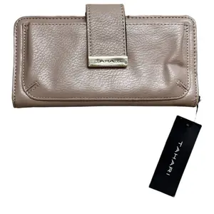 Tahari Beige TAB Wallet STYLE #T22833/839 Identity Protect Lining Bin-H0981 Women's Fashion Accessory