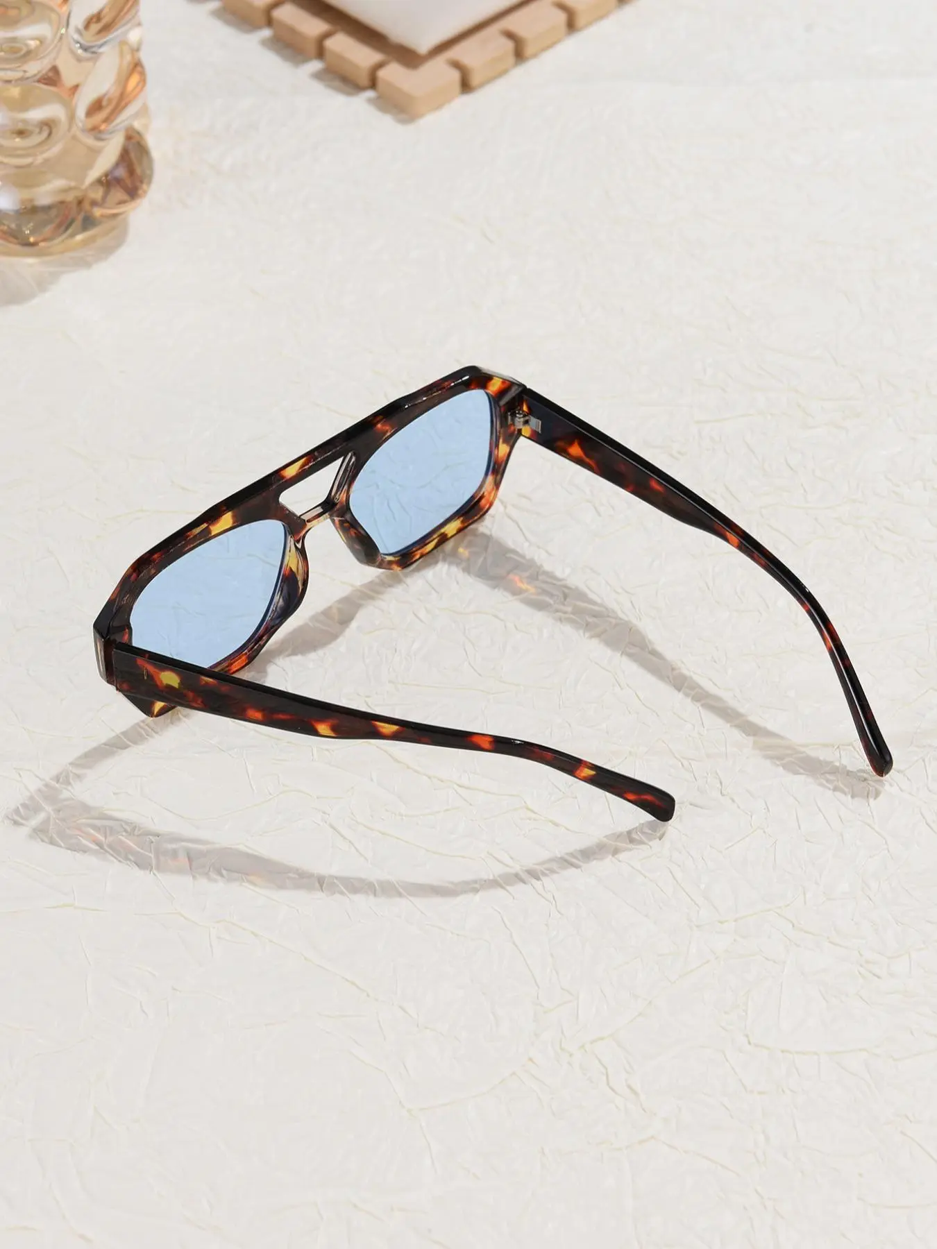 Vintage Leopard Print Tinted Lens Sunglasses, Square Frame 