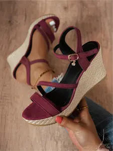Women's Plus Size Summer New Open-Toe Thin Strap Buckle Wedge Sandals for Outdoor Wear, Fashionable, Elegant, Simple, Comfortable for Daily Commuting and Parties, Versatile Wedge Thick-Soled Sandals, Footwear