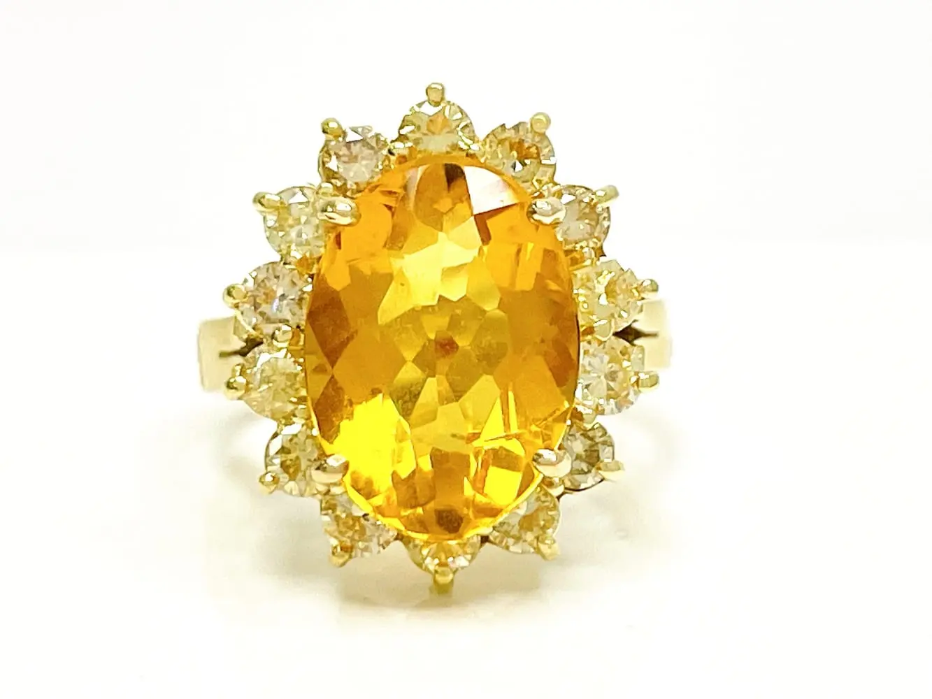 18K Yellow Gold Citrine Diamond Ring