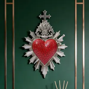 Resin Heart Flame Arrow Decorative Hanging Ornament, European Style Wall Decoration, Handmade Craft for Home Hotel Religious Photography Props, Wall Ornaments