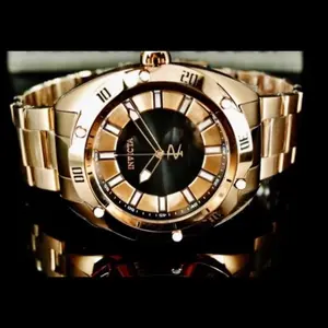 Men’s Invicta VENOM Watch Brand New Rose Gold