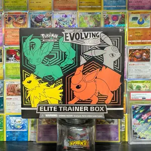 Evolving Skies Elite Trainer Box