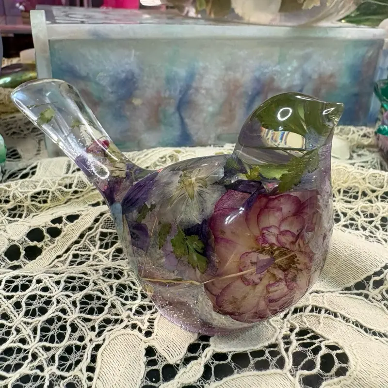 Handcrafted Resin Bird with Preserved Flowers - Unique Decorative Piece for Home Decor meaningful gift kid boys