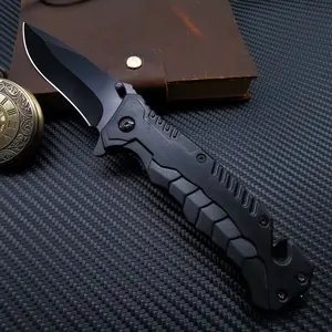Men's Folding Knife, Portable Pocket Knife, EDC Knife with Clip, Emergency Window Breaker Knife, Cool Serrated Edge Knife. Suitable for outdoor survival, tactical camping, hunting, and an ideal gift for father. Classic black version.