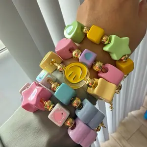 Colorful Chunky Bracelet Cute Trendy Jewelry with Vibrant Beads and Gold Accents for Stylish Accessory