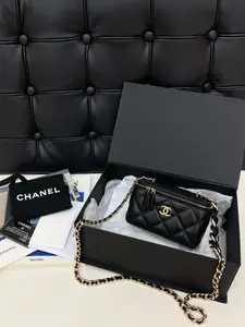 Pre-owned CHANEL Leather Shoulder Bags Preloved 22C Vanity Case Black 112116