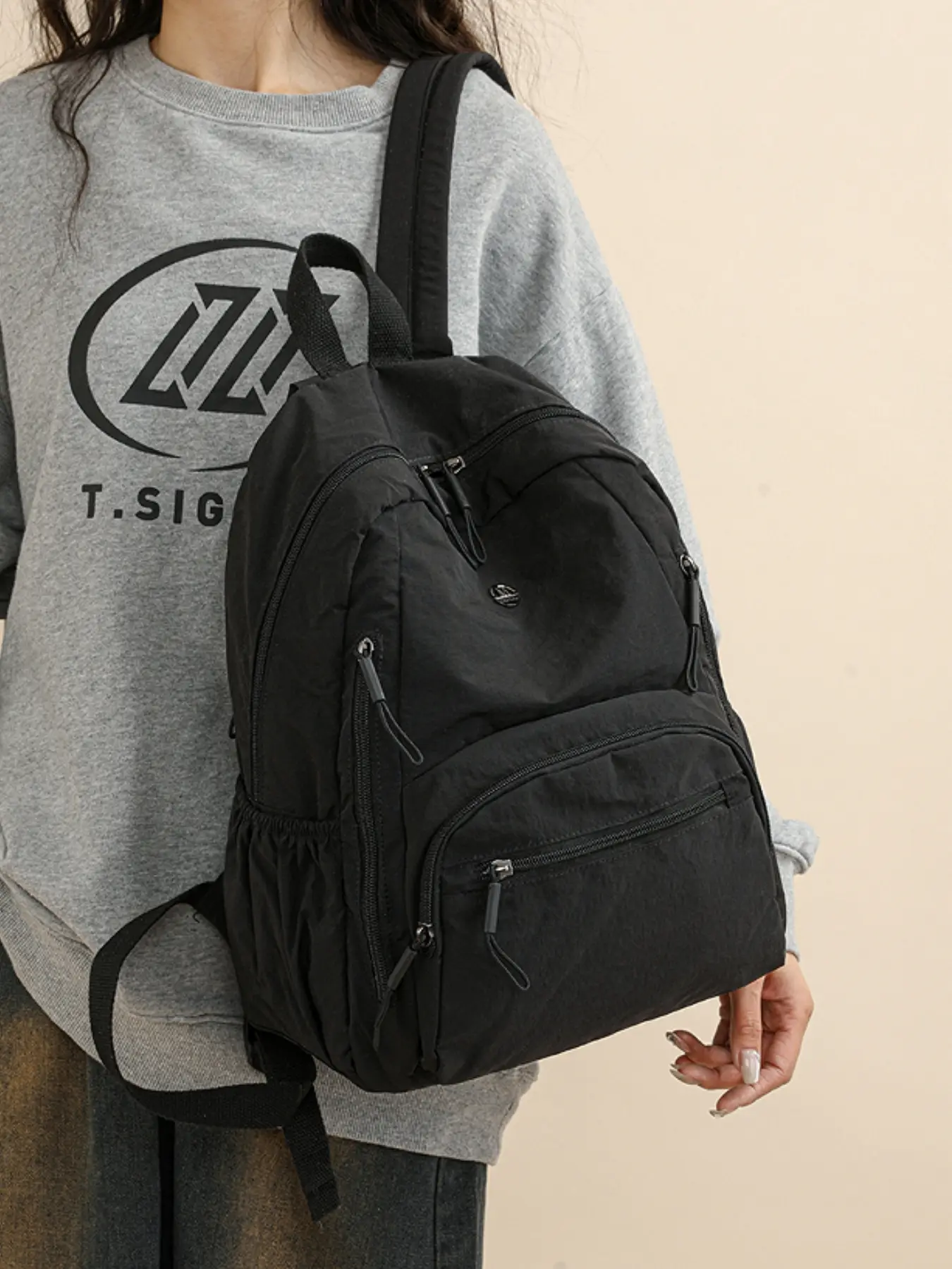 Fashionable and minimalist large-capacity Zip Backpack, daily casual commuting multi-pocket lightweight travel backpack