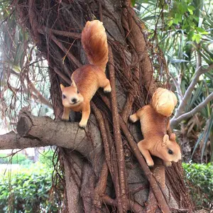 Squirrel Design Garden Decoration, 2 Counts Cute Animal Shaped Hanging Ornament with Screw & Hook, Outdoor Hanging Tree Decoration for Garden, Yard, Lawn