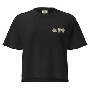 Tooth Daisy Boxy Tee
