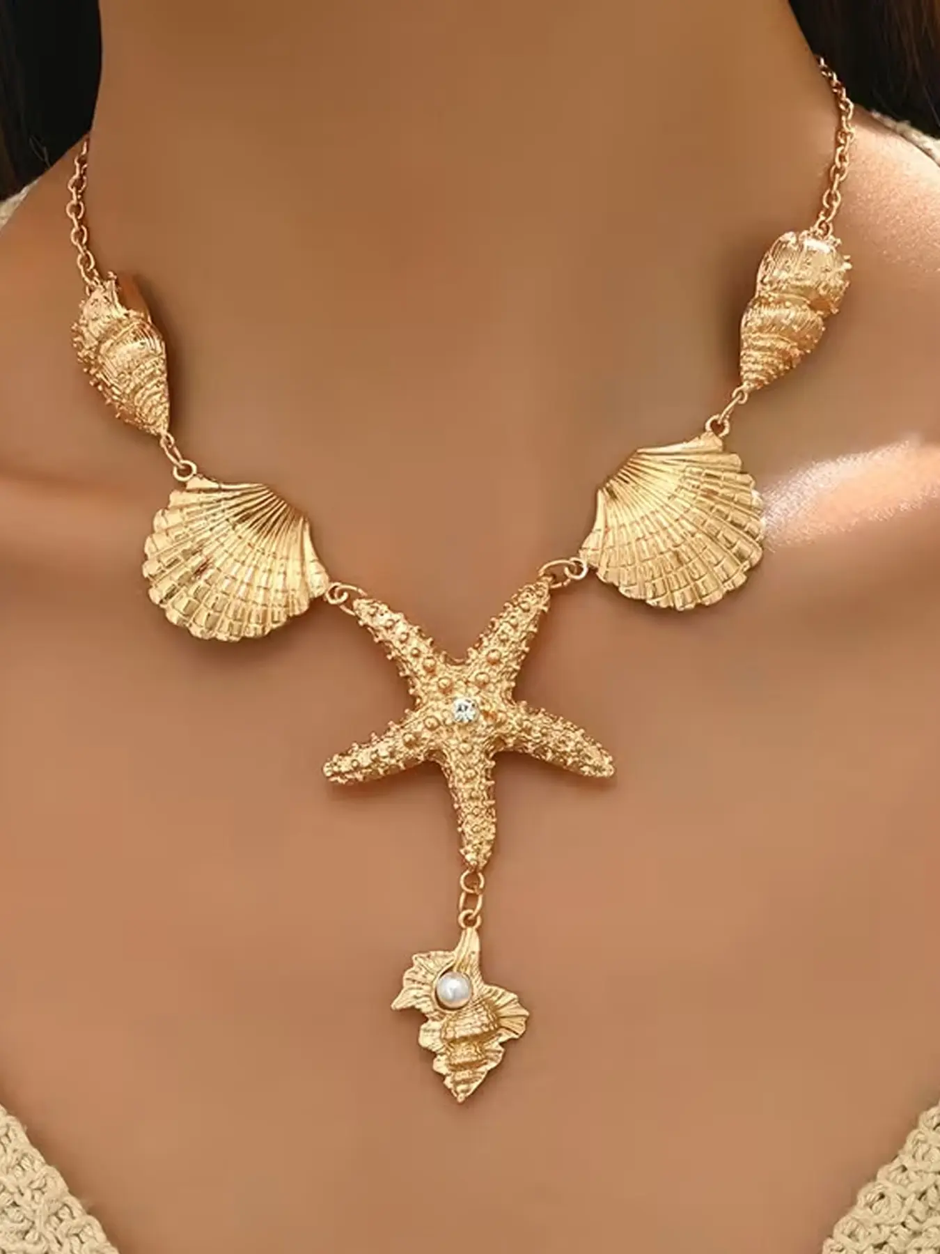 A Minimalist Women's, Star Shine, Beach Boho, Alloy Necklace, from Golden Ocean Series Featuring Starfish And Seashell Designs, Adorned with White Acrylic Bead-Shaped Pendants, Perfect for Summer Beach Vacations, Great Gift for Family