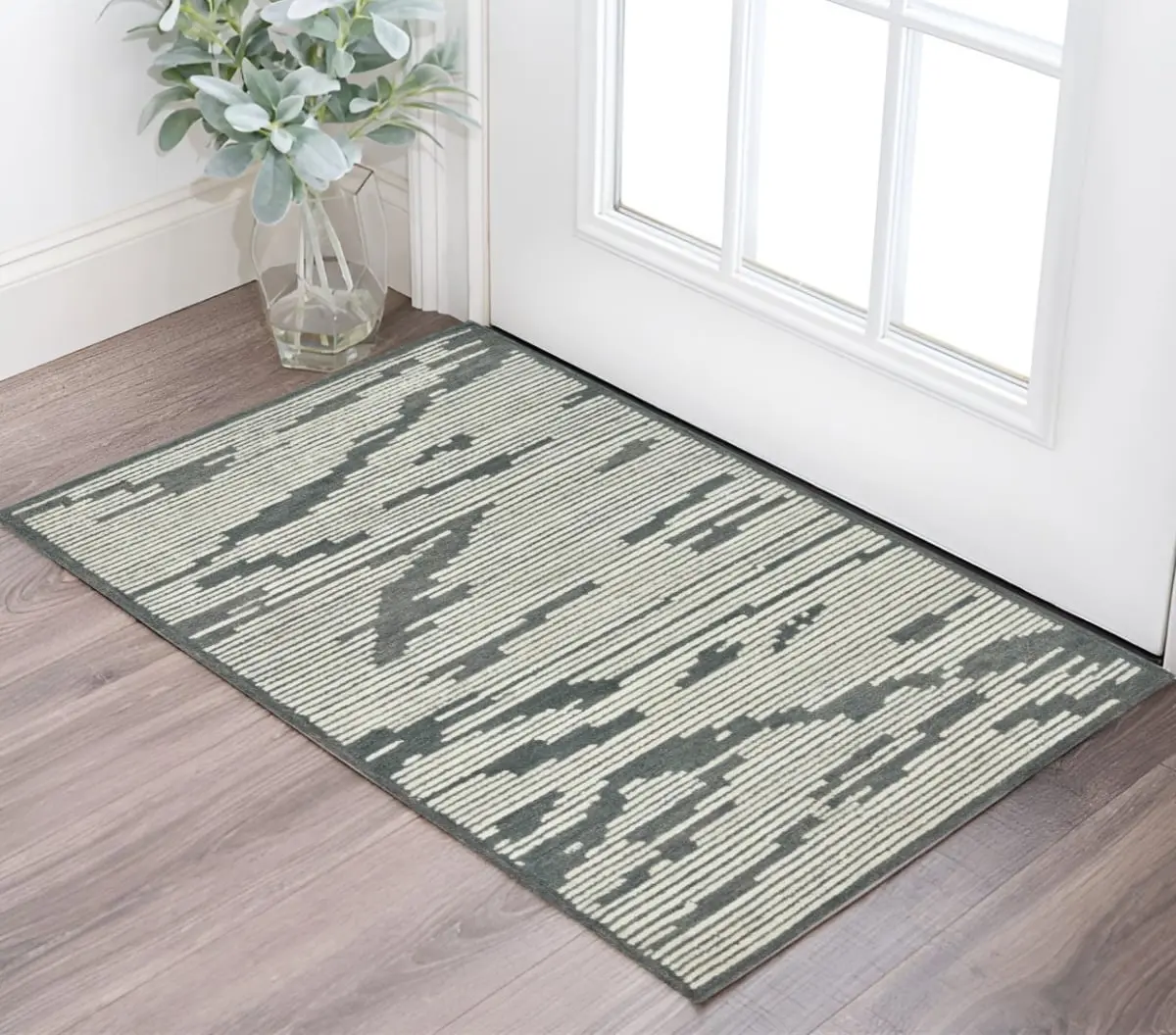 360 stand Handcrafted Handhooked Wool Fiber Area Rug, 2x3 ft Dark Gray & Ivory Abstract Rectangle Handmade Rug, Lodge Styled Soft Furnishing for Living Room, Lodge Styled Rug