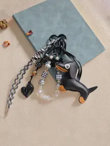 Charming Keychain Charm Pendant Accessory, Stylish Design for Bags & Keys, Perfect Gift Idea for Women, Enhance Your Bag Style